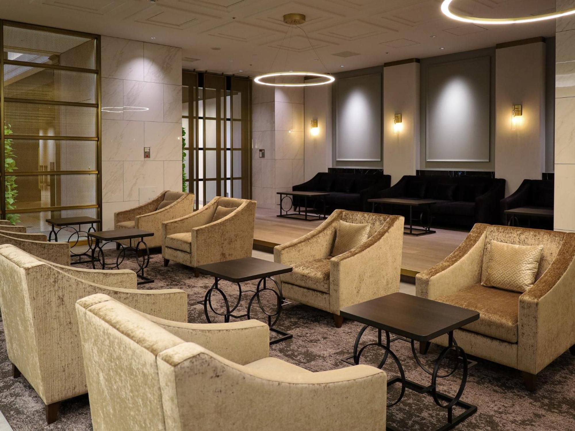 Liber Hotel Osaka Buitenkant foto